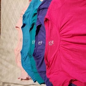 5 short sleeve V neck tee shirts